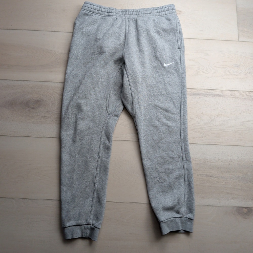 Nike Sportswear Club Fleece‎ Joggers Mens Large Grey Sweatpants 826431-063